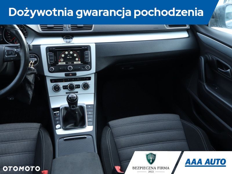 Volkswagen CC - 10