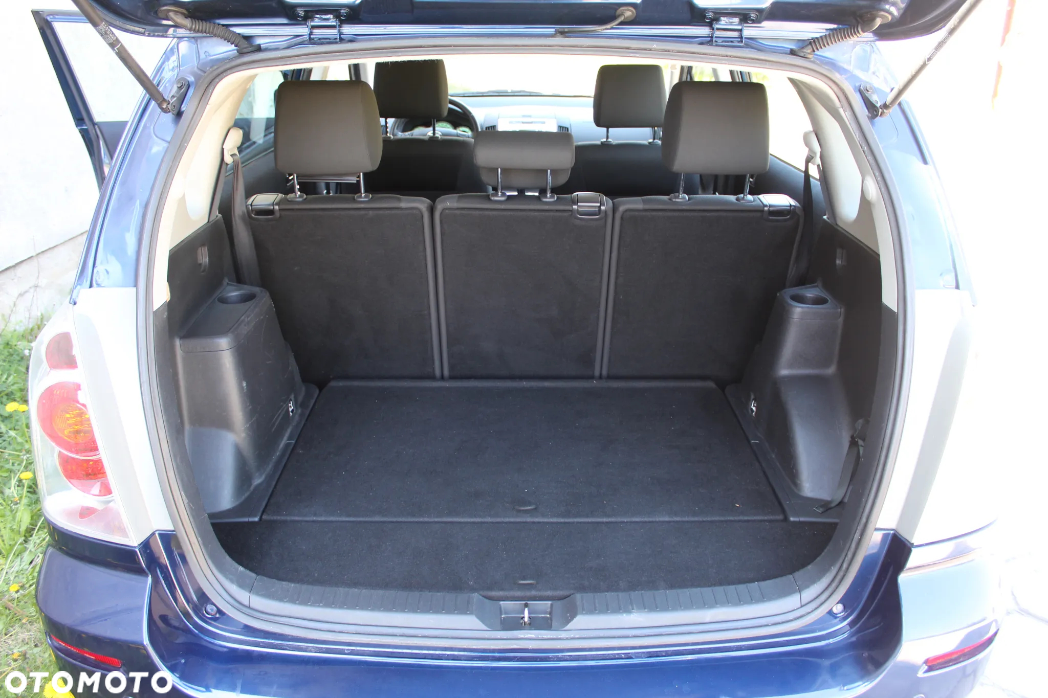 Toyota Corolla Verso 1.6 Sol - 26