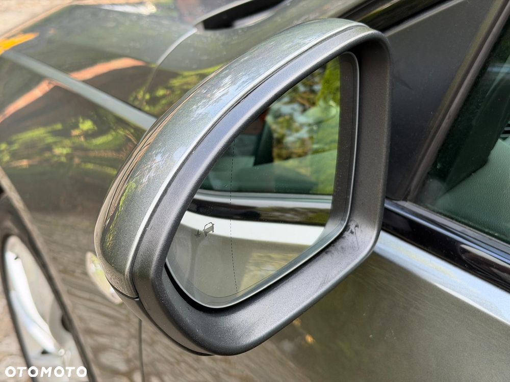 Opel Insignia 2.0 BiTrb D 4x4 Automatik Exclusive - 27