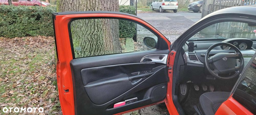 Lancia Ypsilon 1.3 SMomoDesign (4os.) - 6