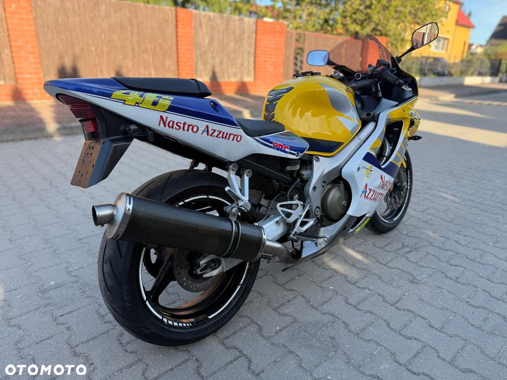 Honda CBR - 16