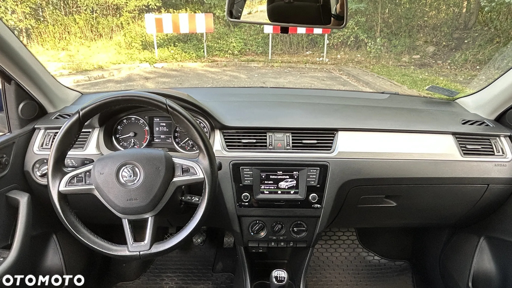 Skoda RAPID 1.2 TSI Ambition - 12