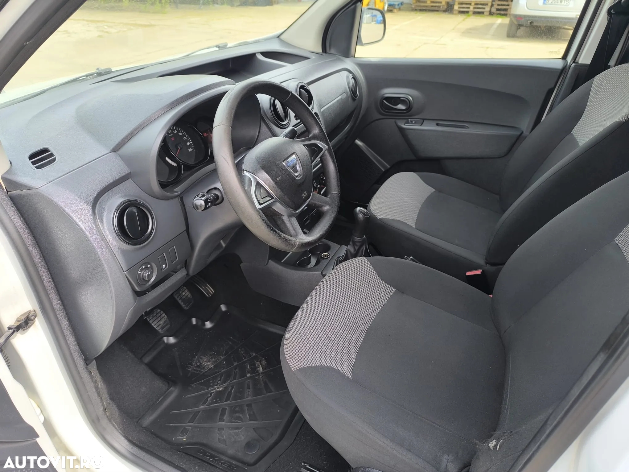 Dacia Dokker 1.5 Ambiance - 13