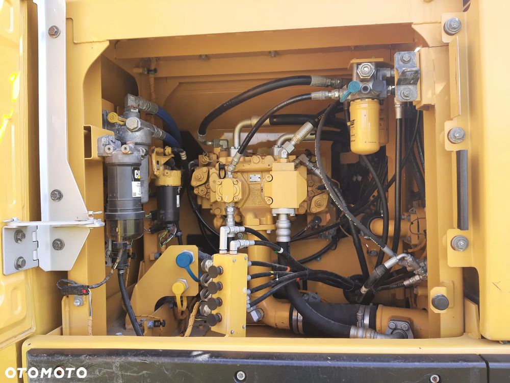 Caterpillar 320F - 20