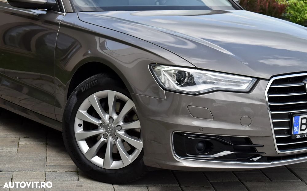 Audi A6 Avant 2.0 TDI Ultra DPF S tronic - 14