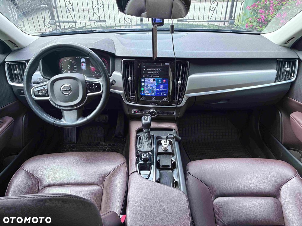 Volvo V90 D4 AWD Momentum - 13