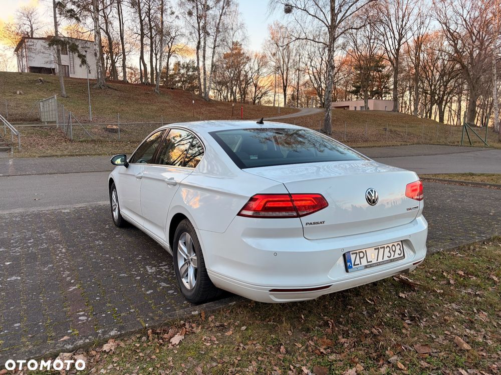 Volkswagen Passat 1.4 TSI BMT ACT Comfortline - 8