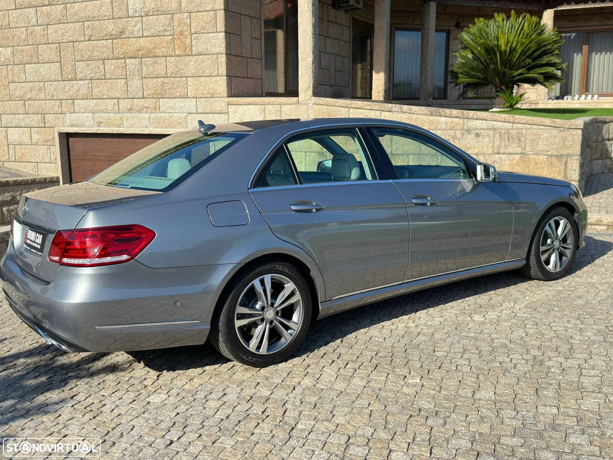 Mercedes-Benz E 300 Bluetec Hybrid Avantgarde 107g - 23