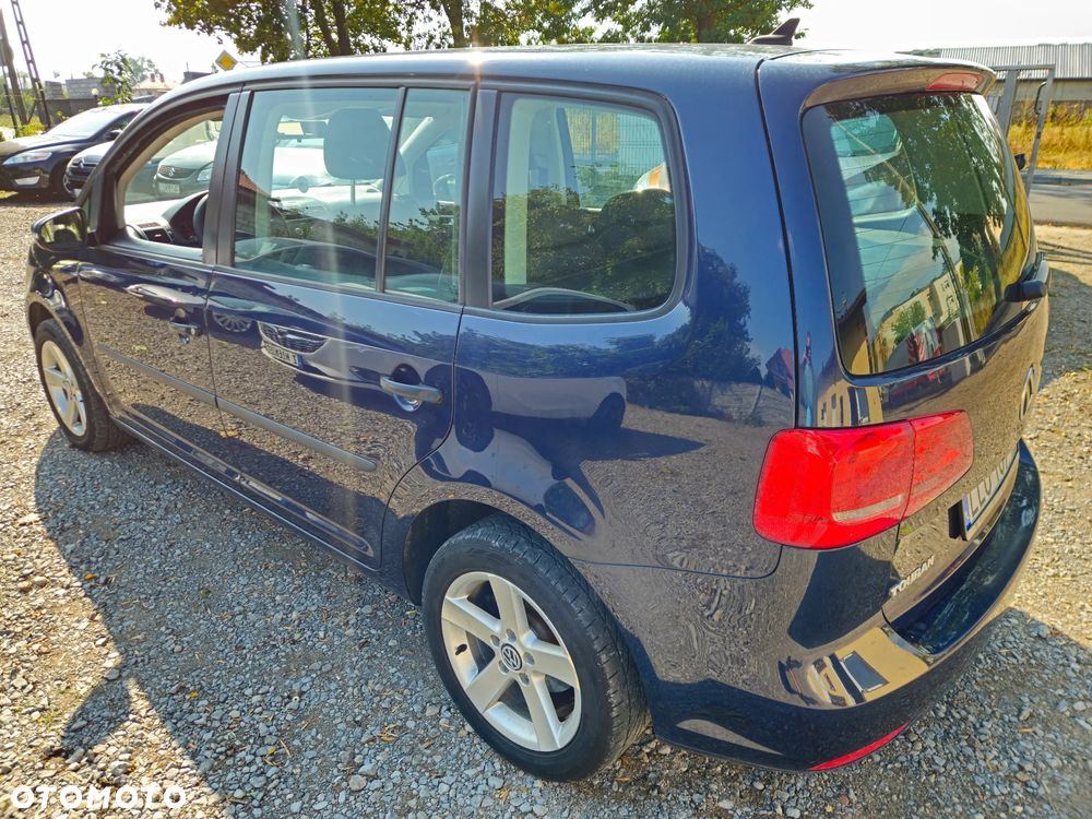 Volkswagen Touran 1.6 TDI DPF BlueMot Comfortline - 28