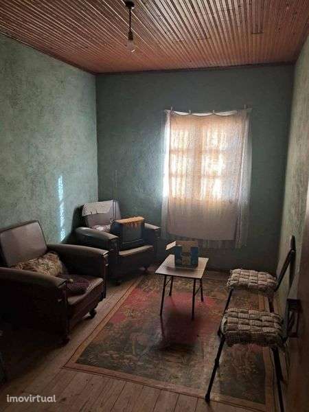 Vende-se Habitação em Vilar Seco, concelho de Mogadouro. - Grande imagem: 4/8