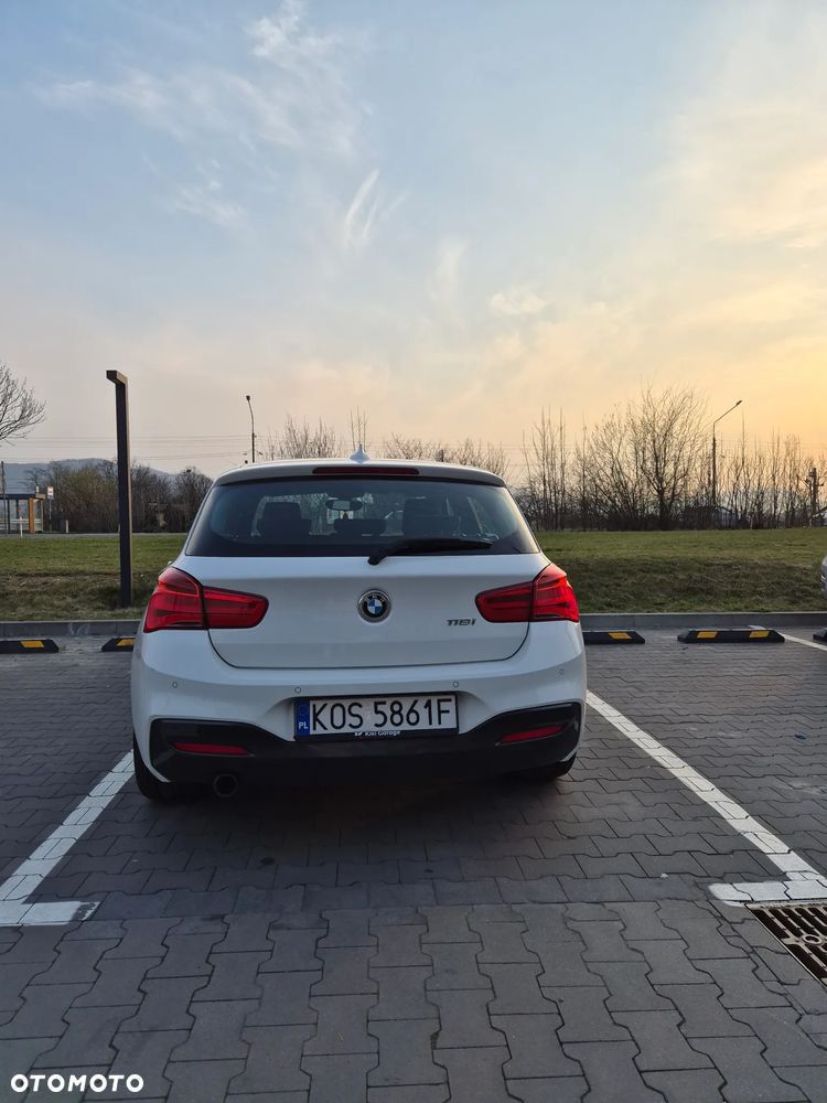 BMW Seria 1 118i Edition M Sport Shadow - 4