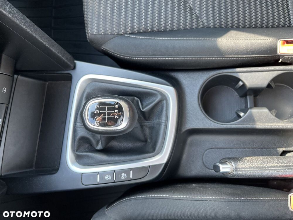 Kia XCeed - 26