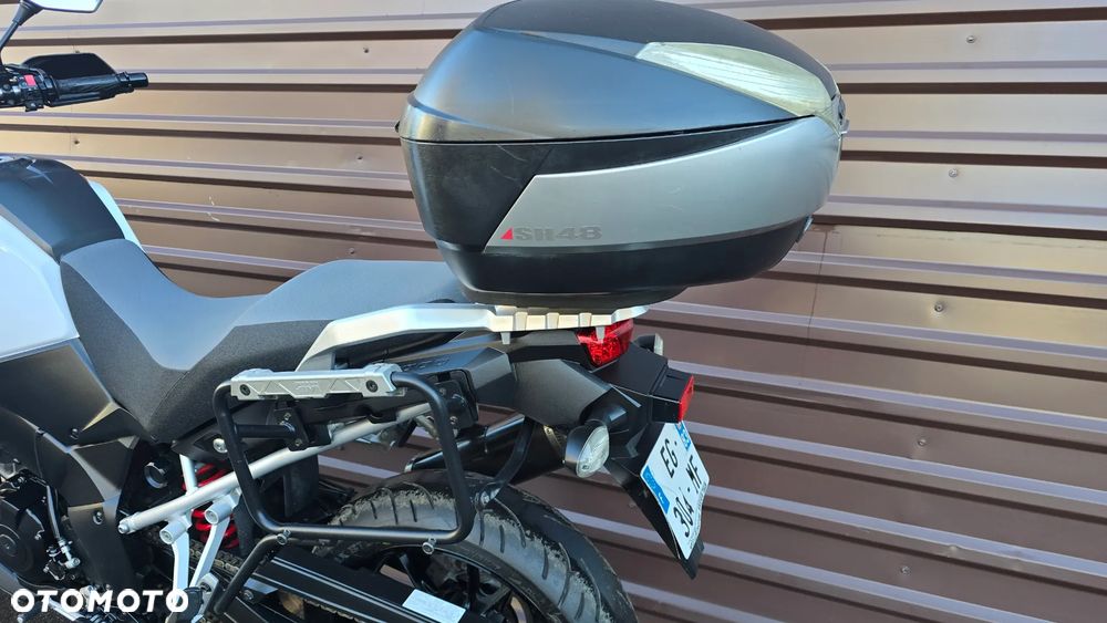 Suzuki DL - 15