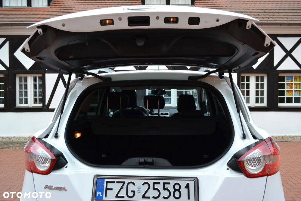 Ford Kuga - 18