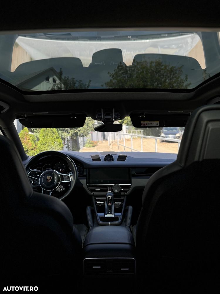 Porsche Cayenne Standard - 6