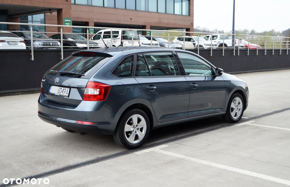 Skoda RAPID Spb 1.2 TSI Ambition - 23