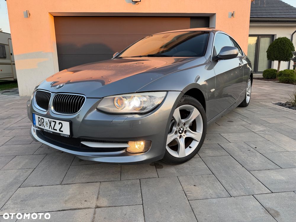 BMW Seria 3 325i xDrive Edition Exclusive - 1