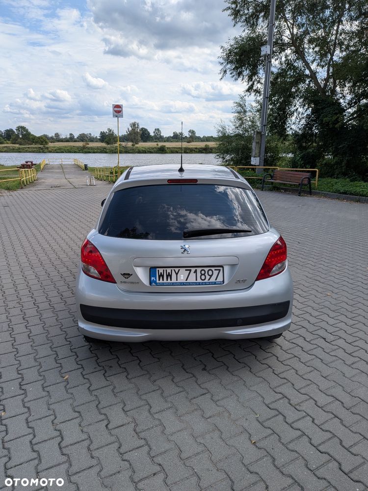 Peugeot 207 1.4 HDi Trendy - 6