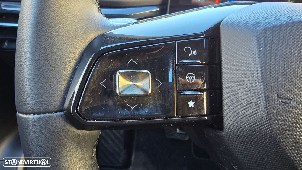 MG MG4 64 kWh Luxury - 15