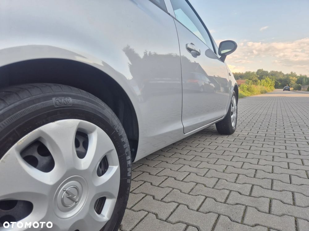 Opel Corsa 1.2 16V Enjoy - 18