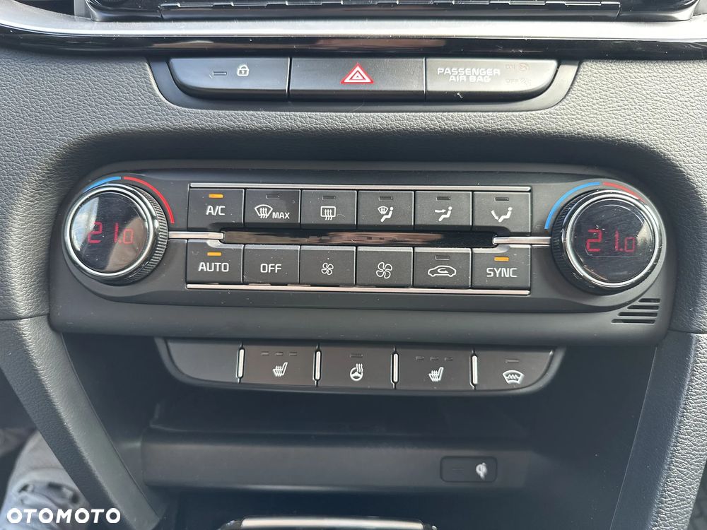 Kia ProCeed - 22