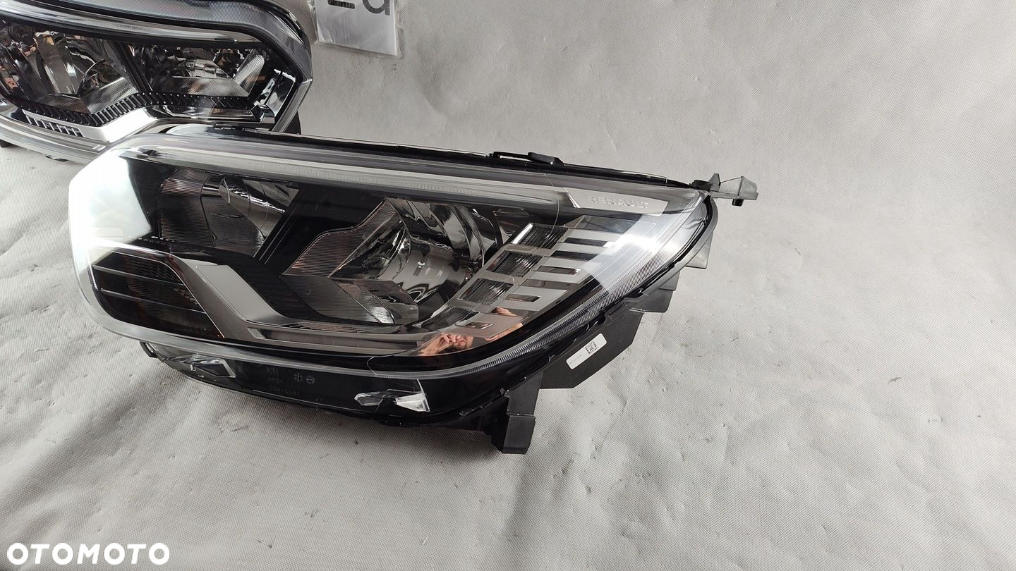 RENAULT EXPRESS REFLEKTOR LED LEWY PRAWY LAMPA LEWA PRAWA - 9