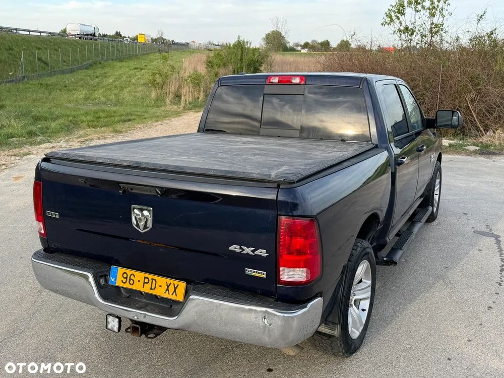Dodge RAM 5.7 4x4 - 6