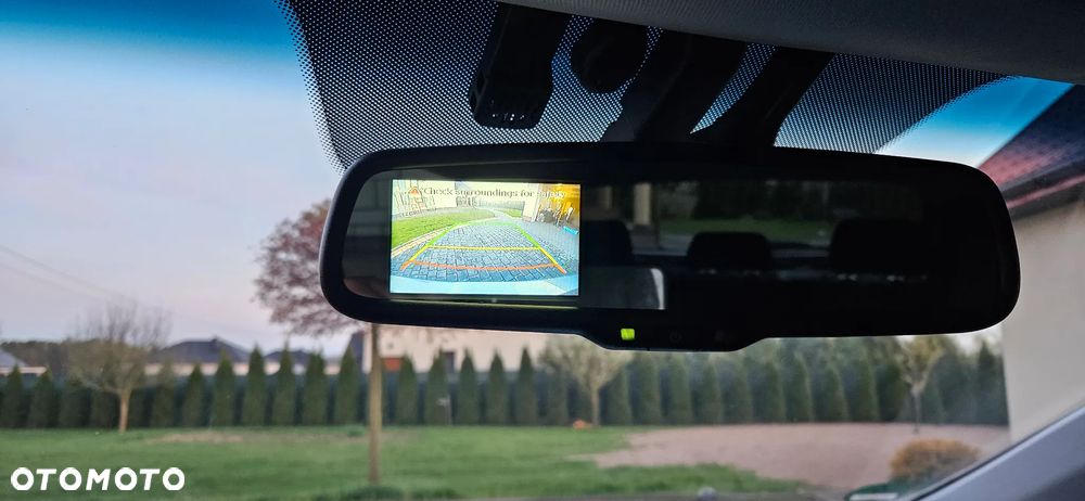 Hyundai i30 1.6 CRDi Fifa World Cup Edition - 19