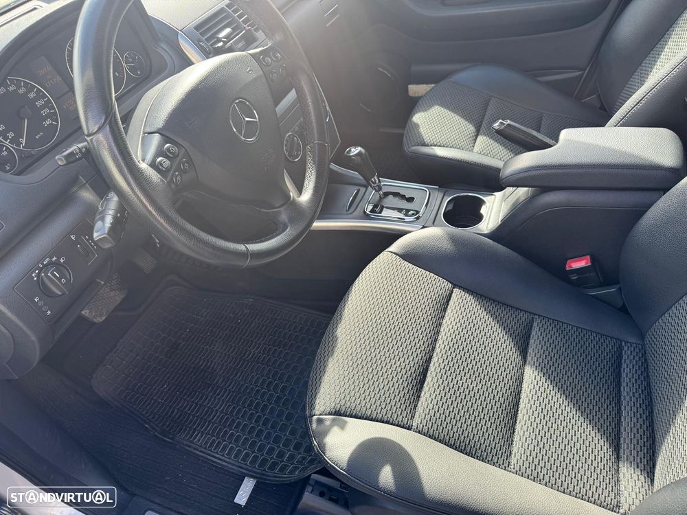 Mercedes-Benz A 180 Limousine - 8