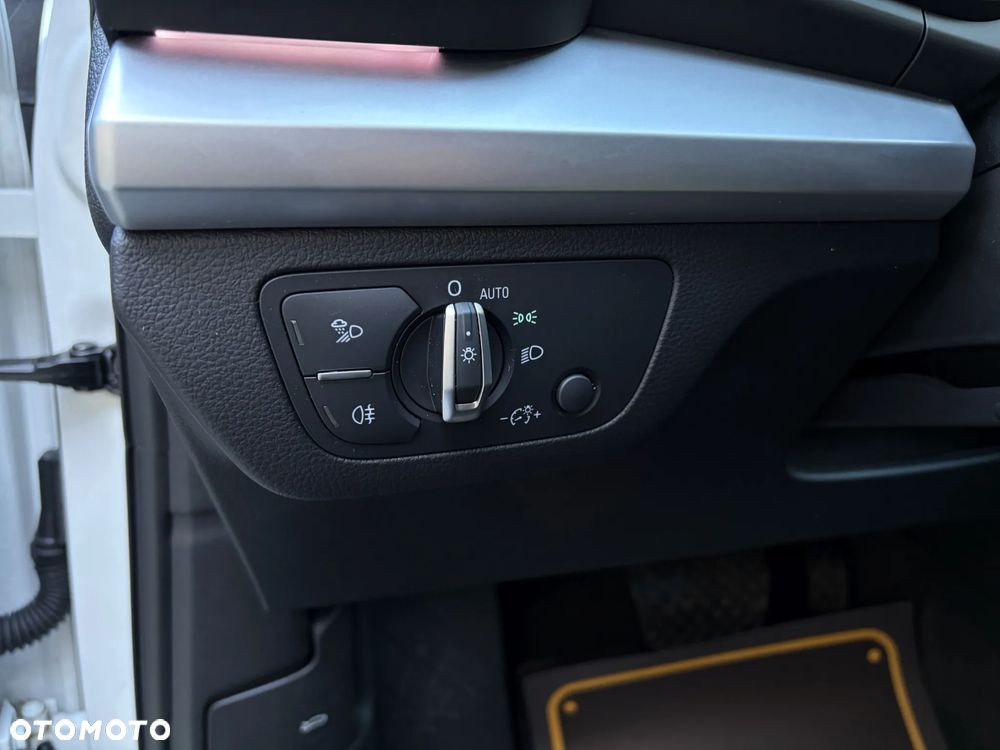 Audi Q5 40 TDI quattro S tronic S line - 35