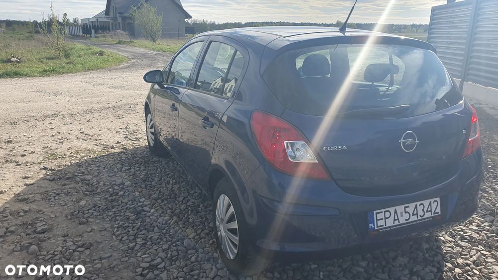 Opel Corsa 1.2 16V Enjoy - 4
