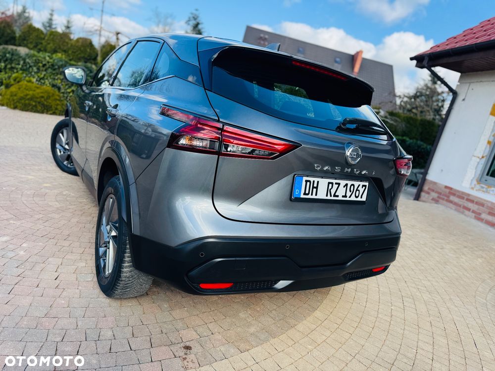 Nissan Qashqai 1.3 DIG-T DCT N-WAY - 24