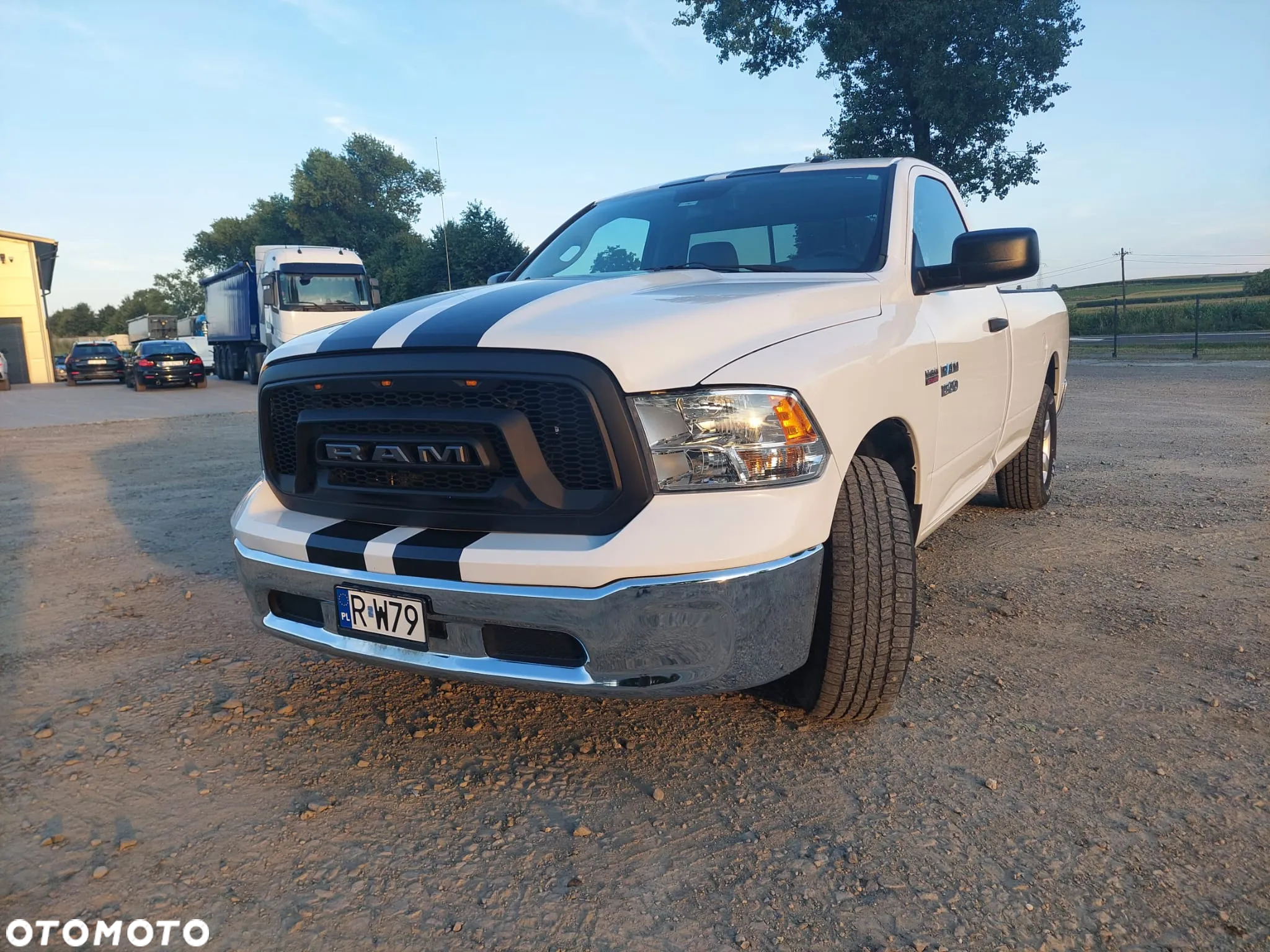 Dodge RAM 1500 5.7 4x4 - 4