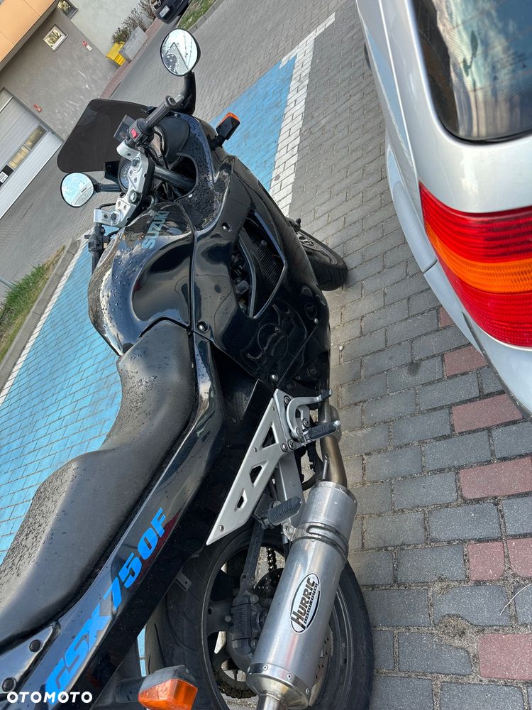 Suzuki GSX-F - Katana - 4