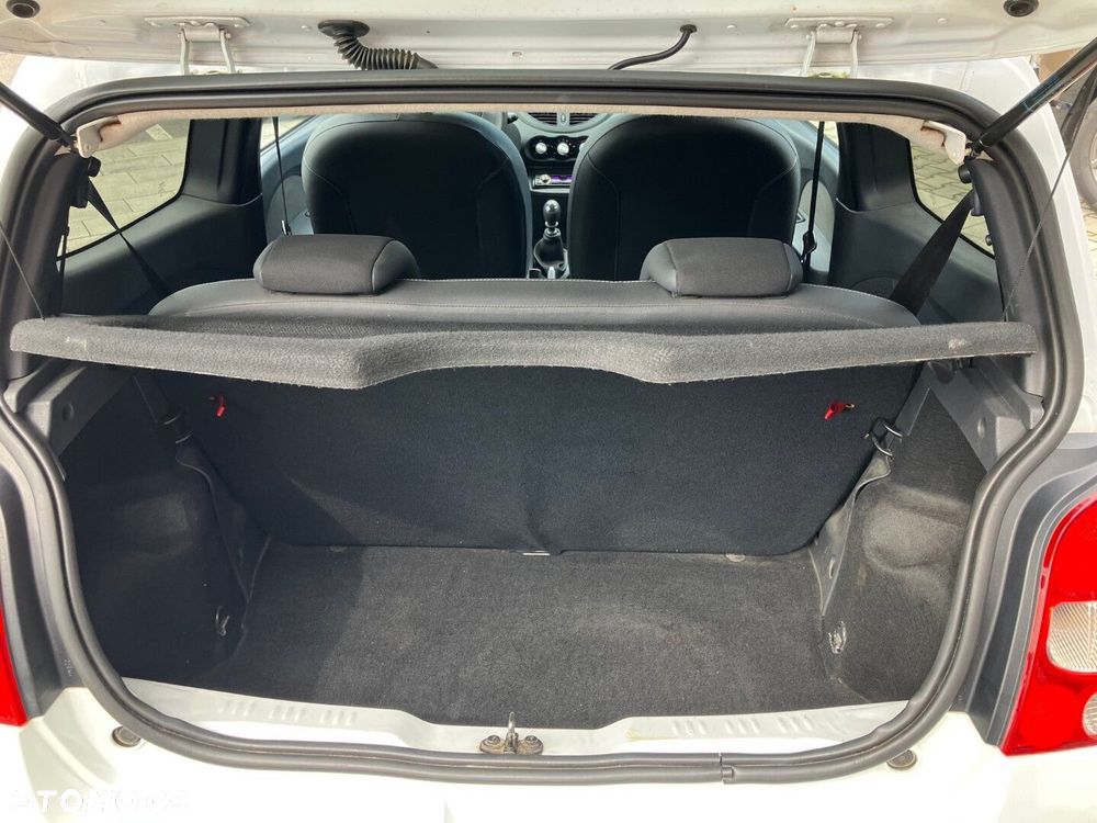 Renault Twingo 1.2 LEV 16V 75 Yahoo - 8