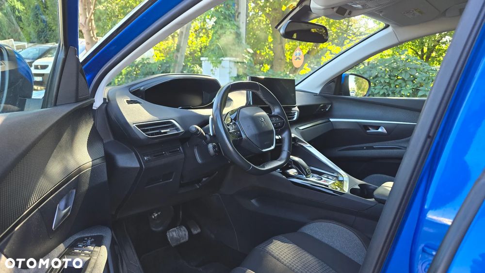 Peugeot 3008 1.5 BlueHDi Active Pack S&S EAT8 - 9