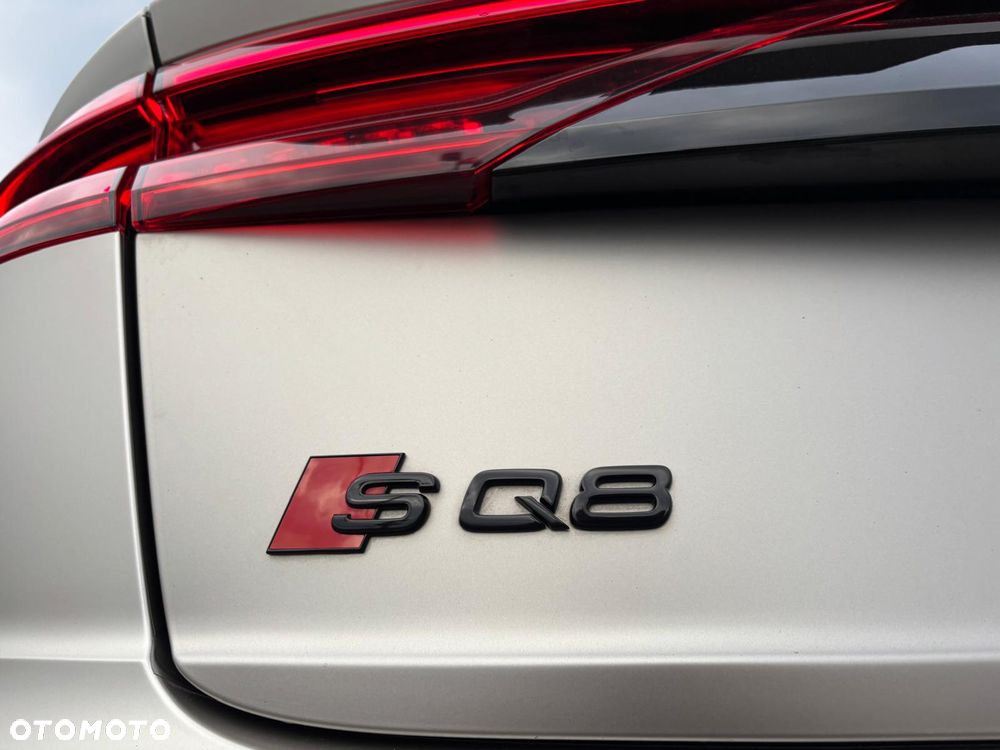 Audi SQ8 - 12