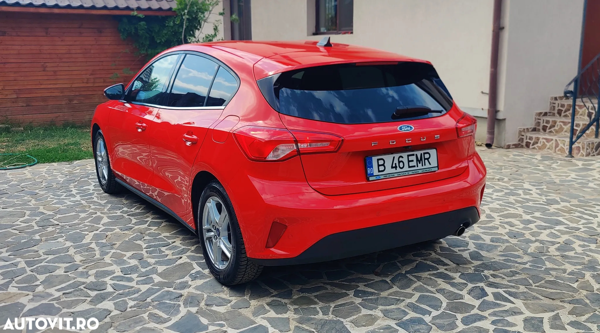 Ford Focus 1.0 EcoBoost Trend Edition - 3