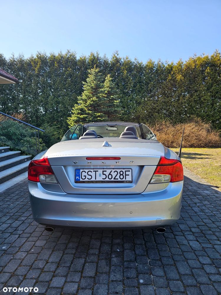 Volvo C70 D3 Summum - 11