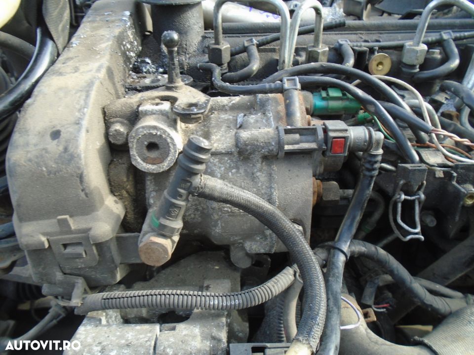 Pompa de inalta presiune Renault Megane 2 1.5 DCI E4 din 2006 - 1