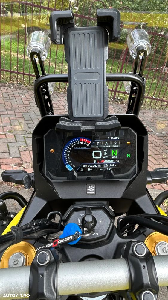 Suzuki V-Strom 800DE - 16