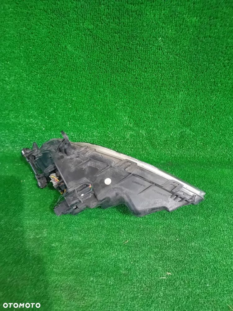 HALOGEN DRL PRAWY HYUNDAI I30 II - 2