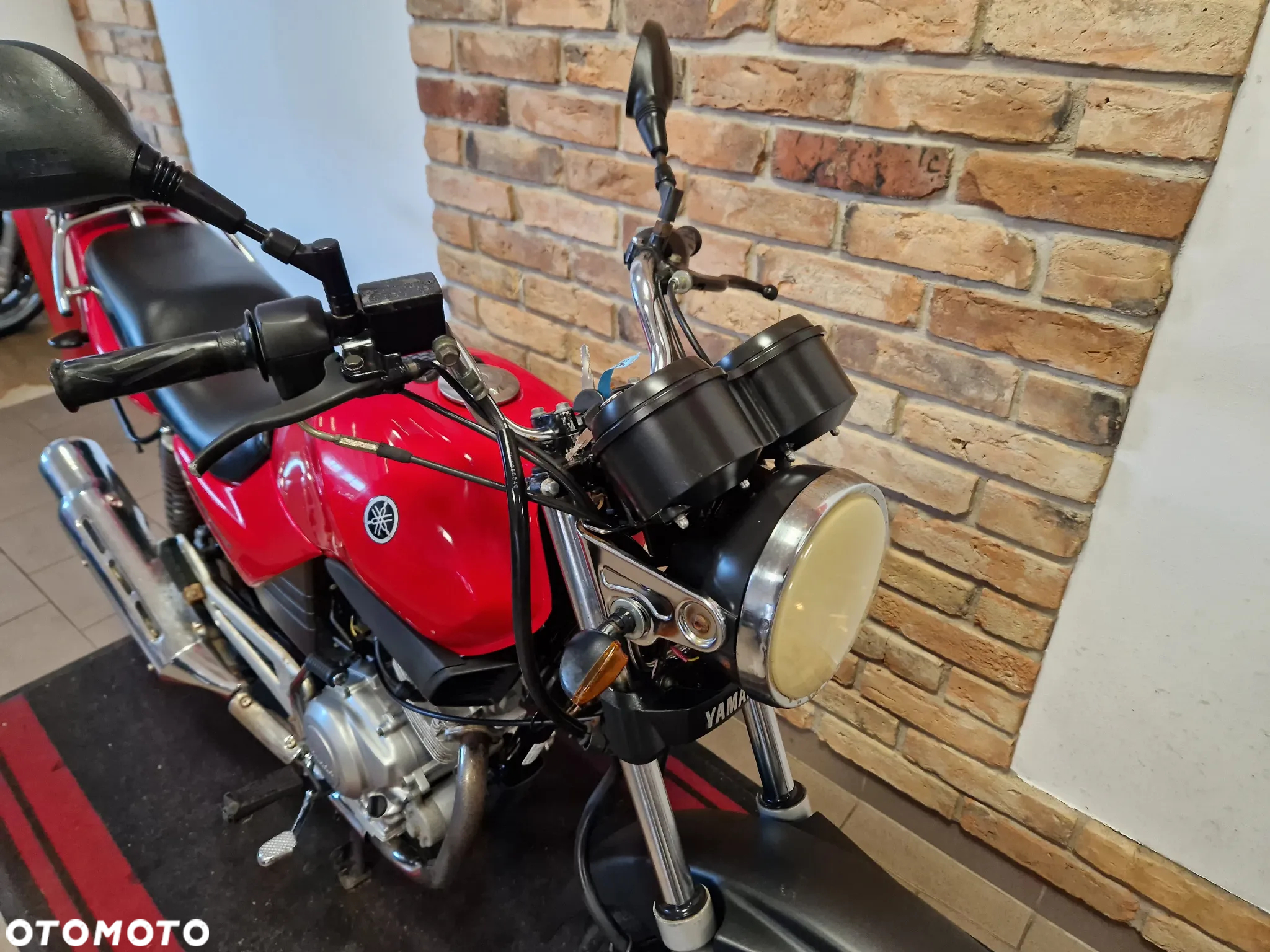 Yamaha YBR - 31