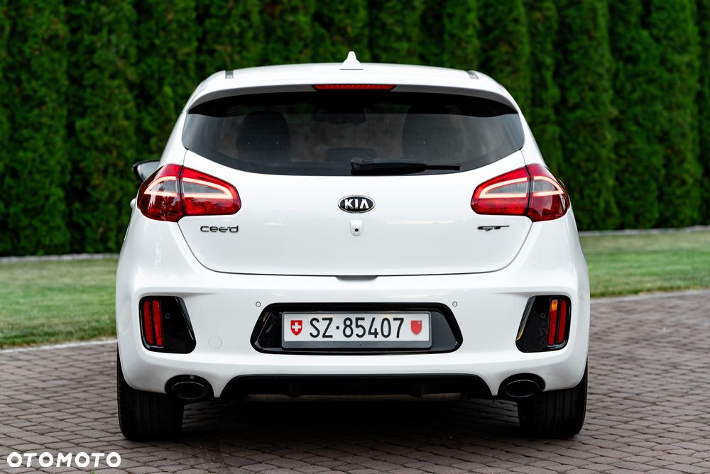 Kia Ceed 1.6 T-GDI GT - 7