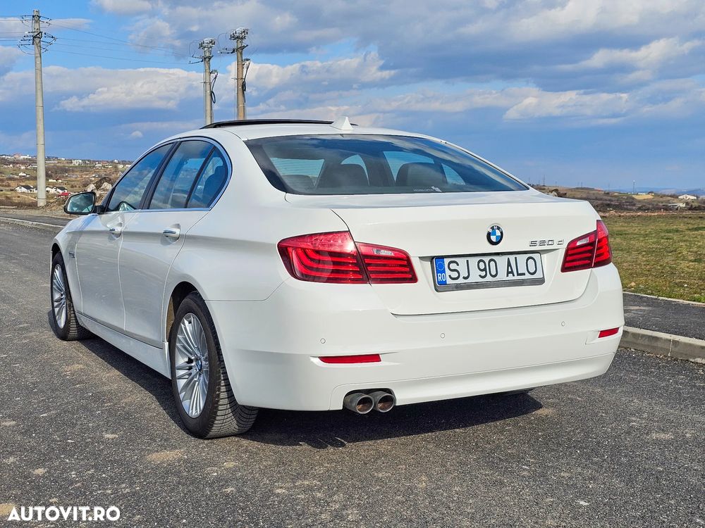 BMW Seria 5 520d Aut. Luxury Line - 3