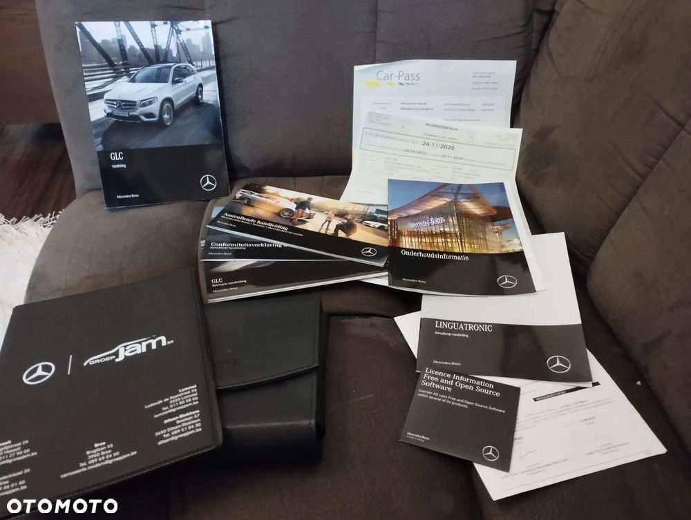 Mercedes-Benz GLC - 25