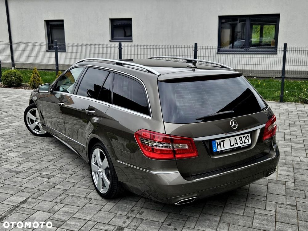 Mercedes-Benz Klasa E - 8