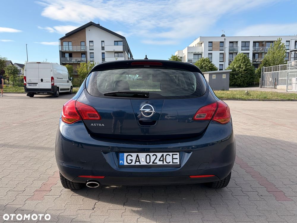 Opel Astra 1.4 Turbo - 7