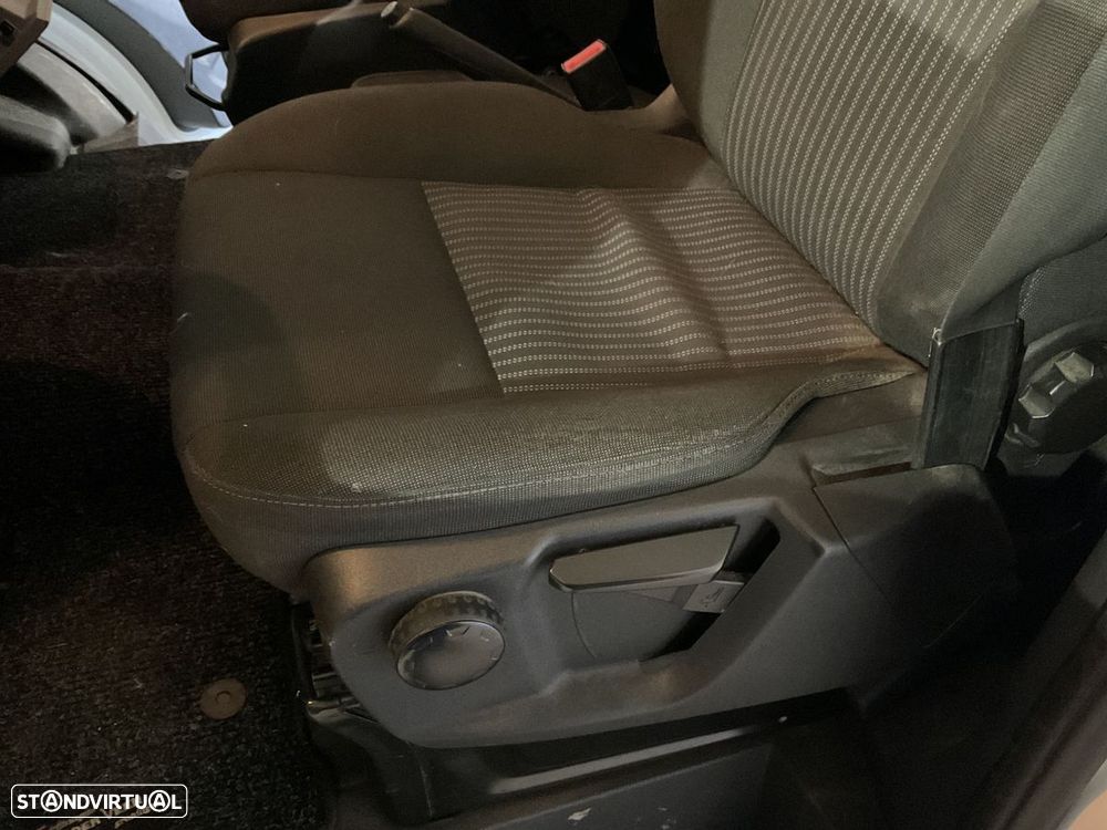 Ford Transit Custom 2.2 TDCI 270 L1 - 9