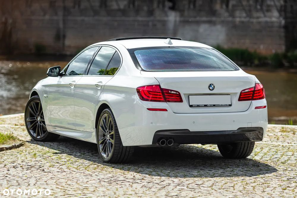 BMW Seria 5 525d Sport-Aut - 14